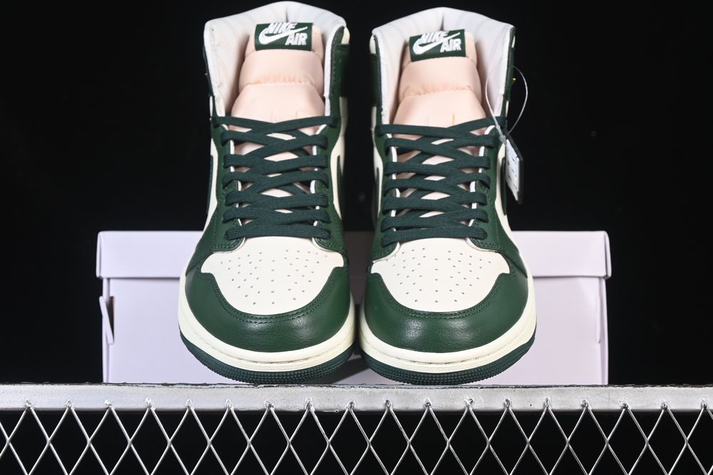 AJ 1 Retro High OG ‘Fir Pro Green’ FD2596-101 AJ 1 Retro High OG ‘Fir Pro Green’ FD2596-101