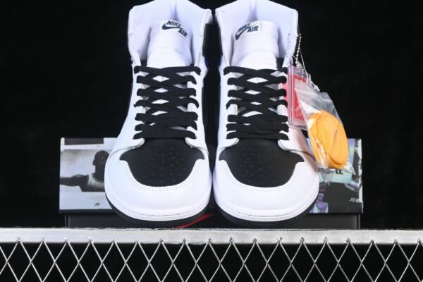 AJ 1 Retro High OG SP Union LA ‘White Black’ II7282-100 AJ 1 Retro High OG SP Union LA ‘White Black’ II7282-100