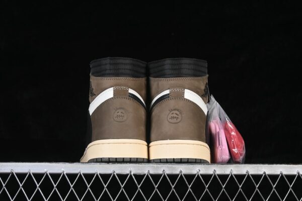 AJ 1 Retro High OG Travis Scott ‘Mocha 2.0’ CD4487-001