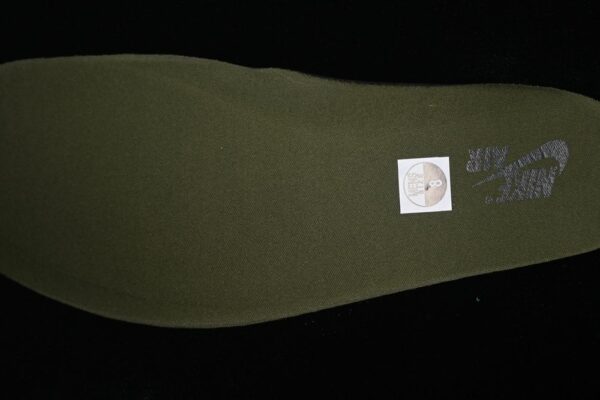 AJ 1 Low OG ‘Medium Olive’ HQ6998-200
