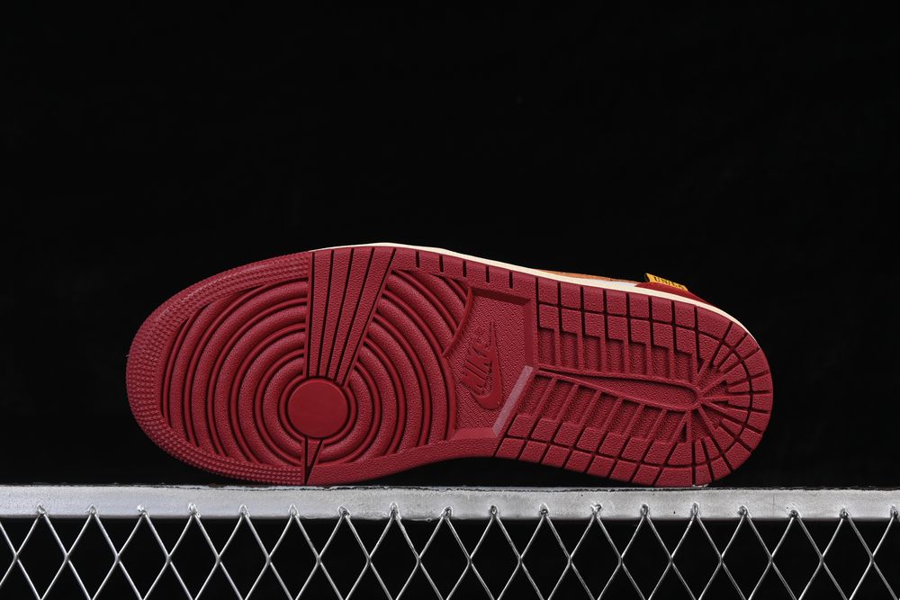 AJ 1 Low Union LA ‘Black Toe’ HQ6998-106 AJ 1 Low Union LA ‘Black Toe’ HQ6998-106