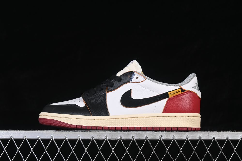 AJ 1 Low Union LA ‘Black Toe’ HQ6998-106 AJ 1 Low Union LA ‘Black Toe’ HQ6998-106
