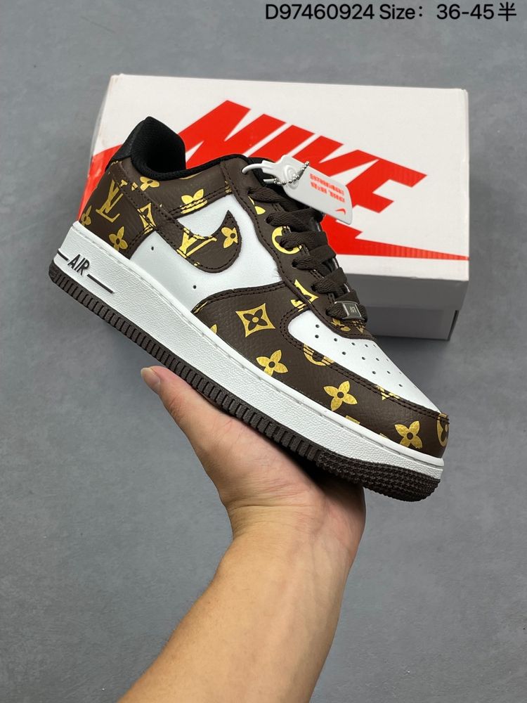 AF 1 Low x LV D97460924 AF 1 Low x LV D97460924