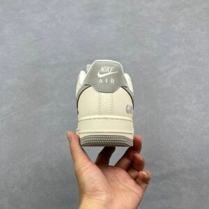 AF 1 Low x LV YF9511 14 1c72ea2b