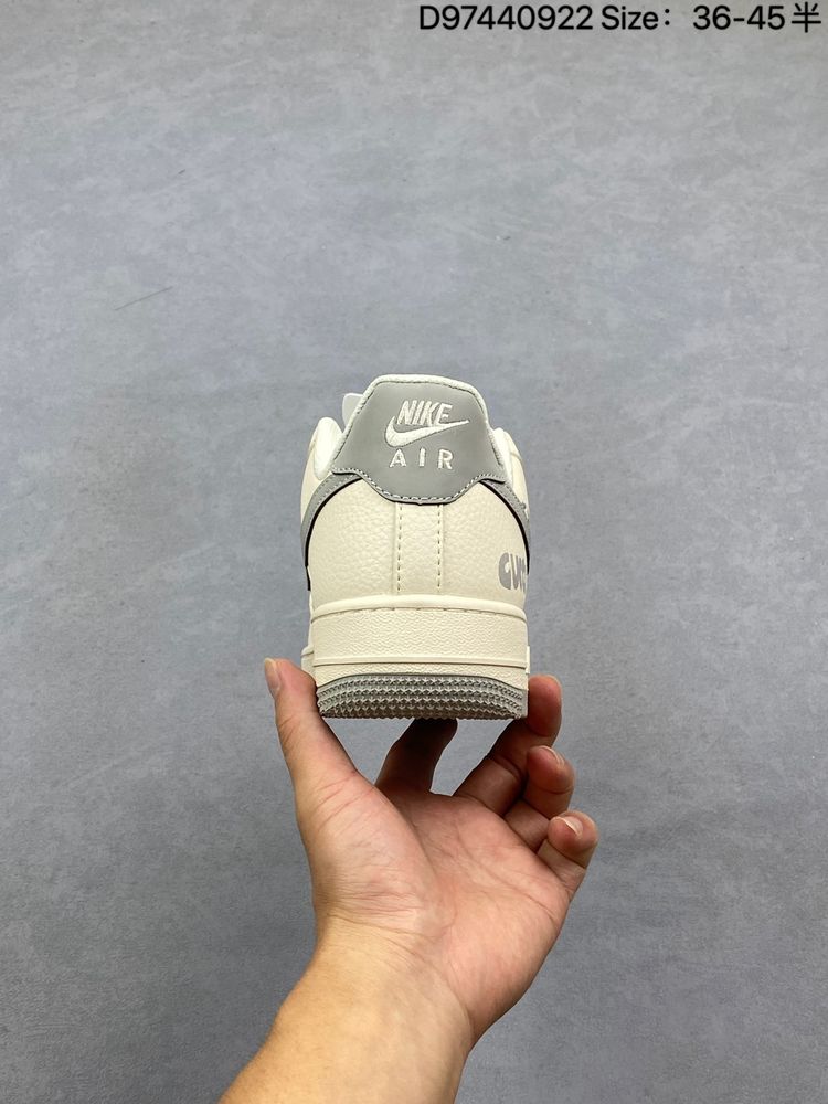 AF 1 Low x LV YF9511 AF 1 Low x LV YF9511