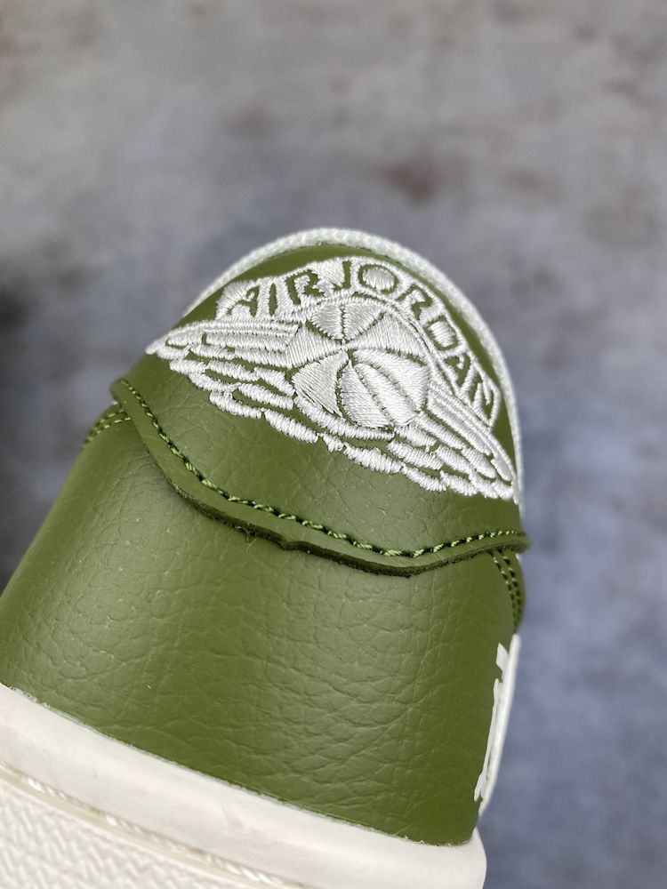 AJ 1 Low x Travis Scott x BUR ‘Sail Green’ AJ3286 AJ 1 Low x Travis Scott x BUR ‘Sail Green’ AJ3286