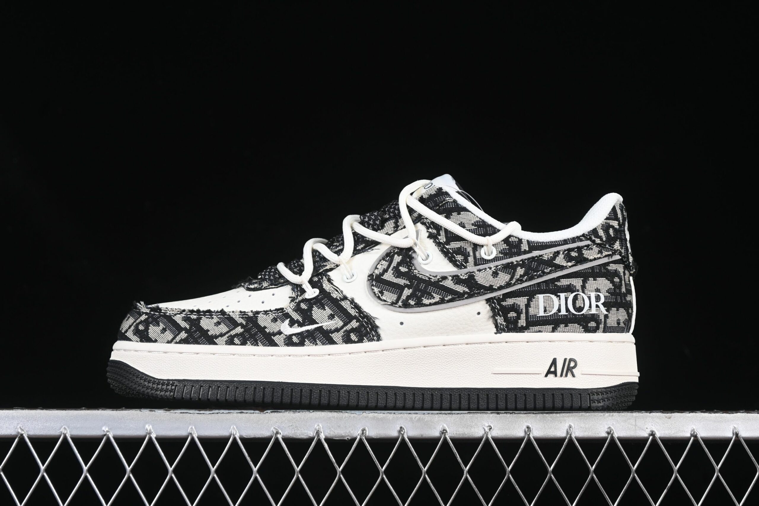 AF 1 Low x DO SJ1198-106 AF 1 Low x DO SJ1198-106