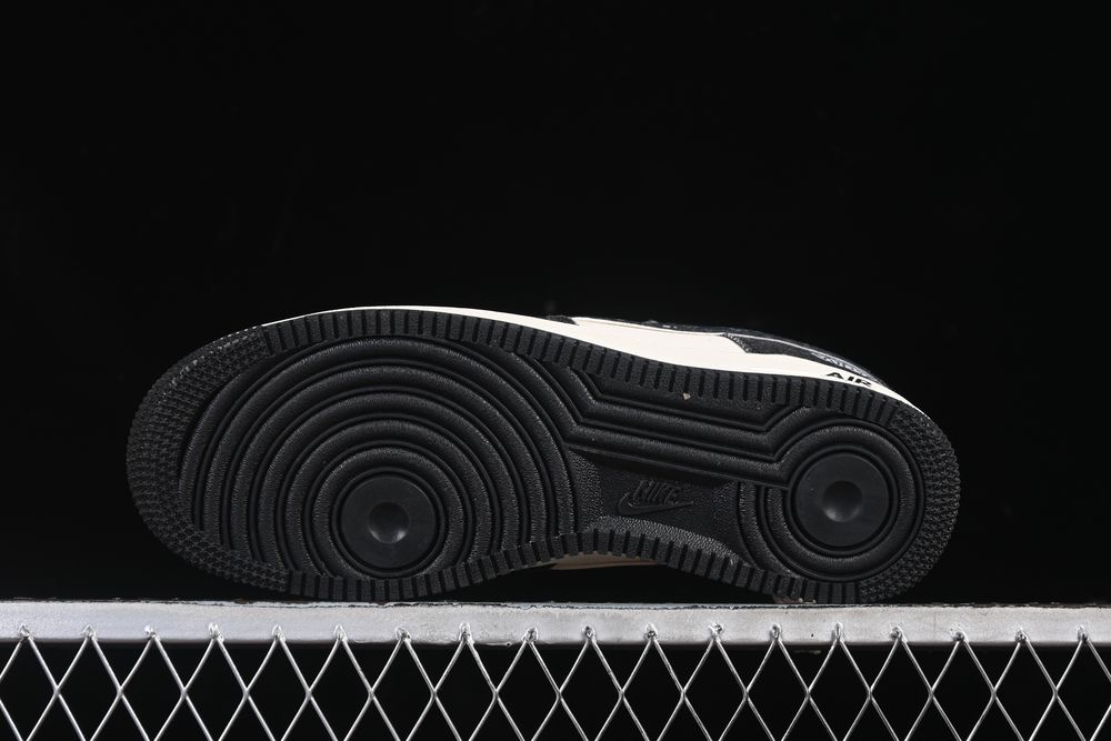 AF 1 Low x LV DX1888-097 AF 1 Low x LV DX1888-097