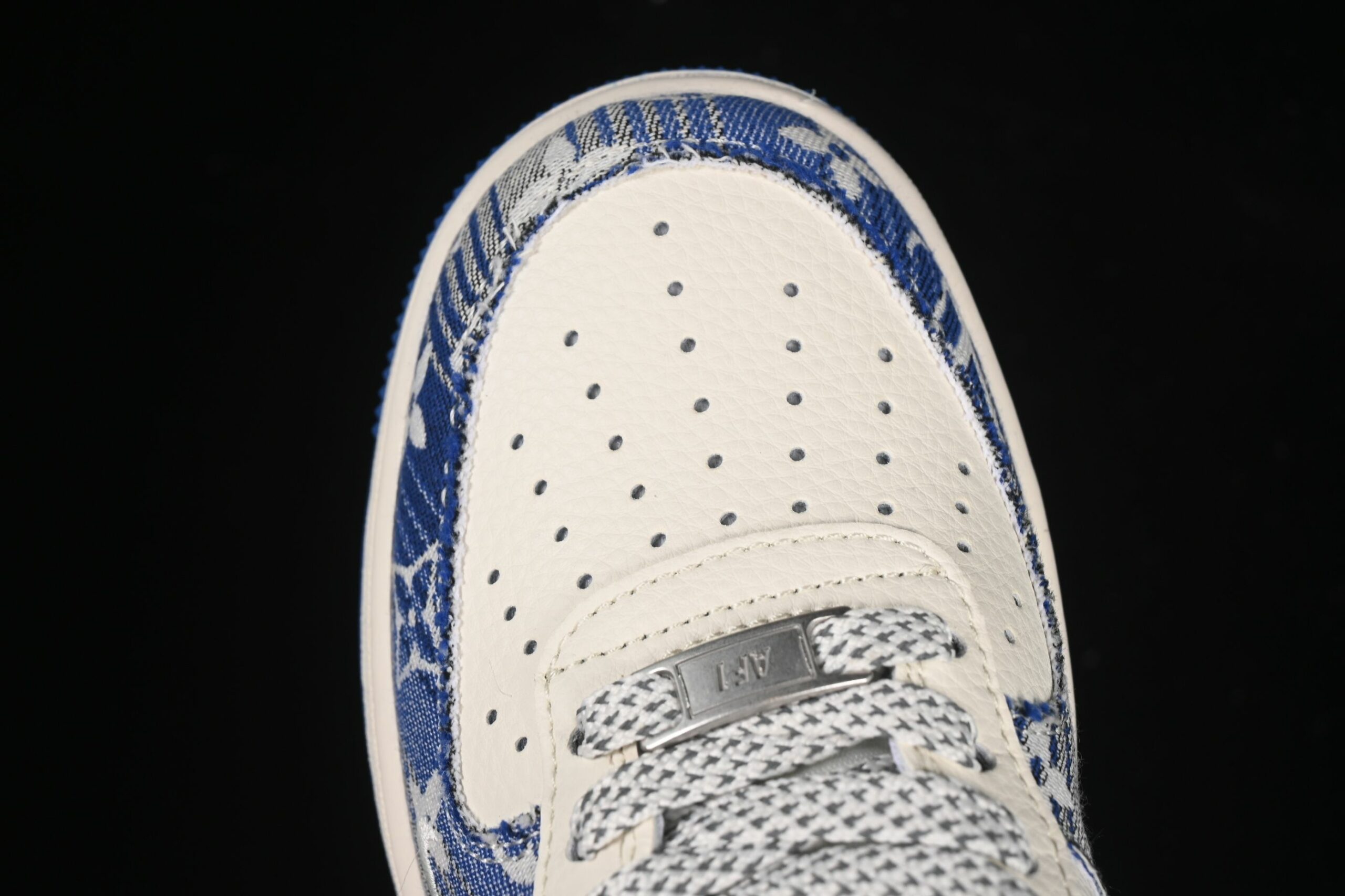 AF 1 Low x LV XS1958-586 AF 1 Low x LV XS1958-586