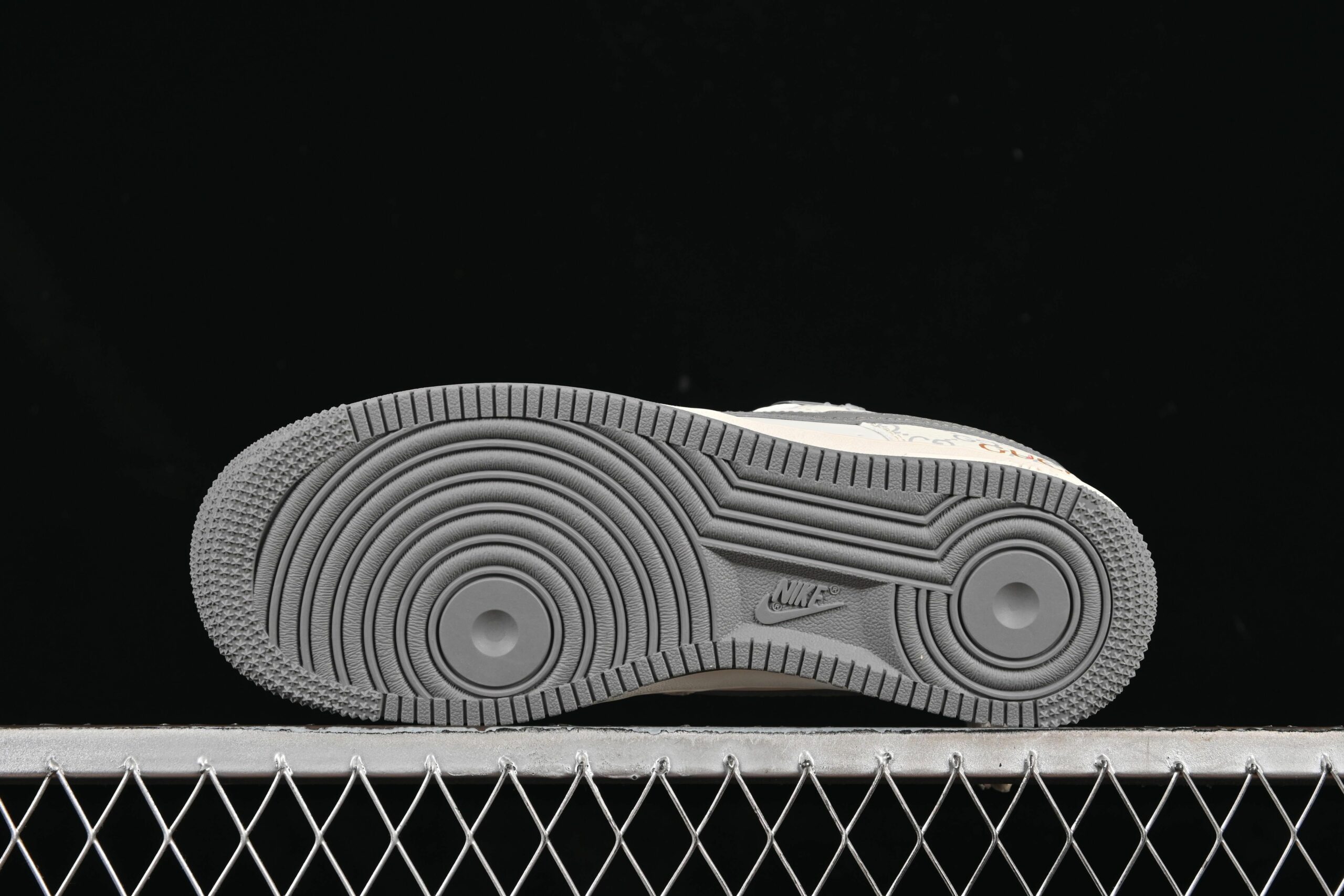 AF 1 Low x GG ZH2598-322 AF 1 Low x GG ZH2598-322