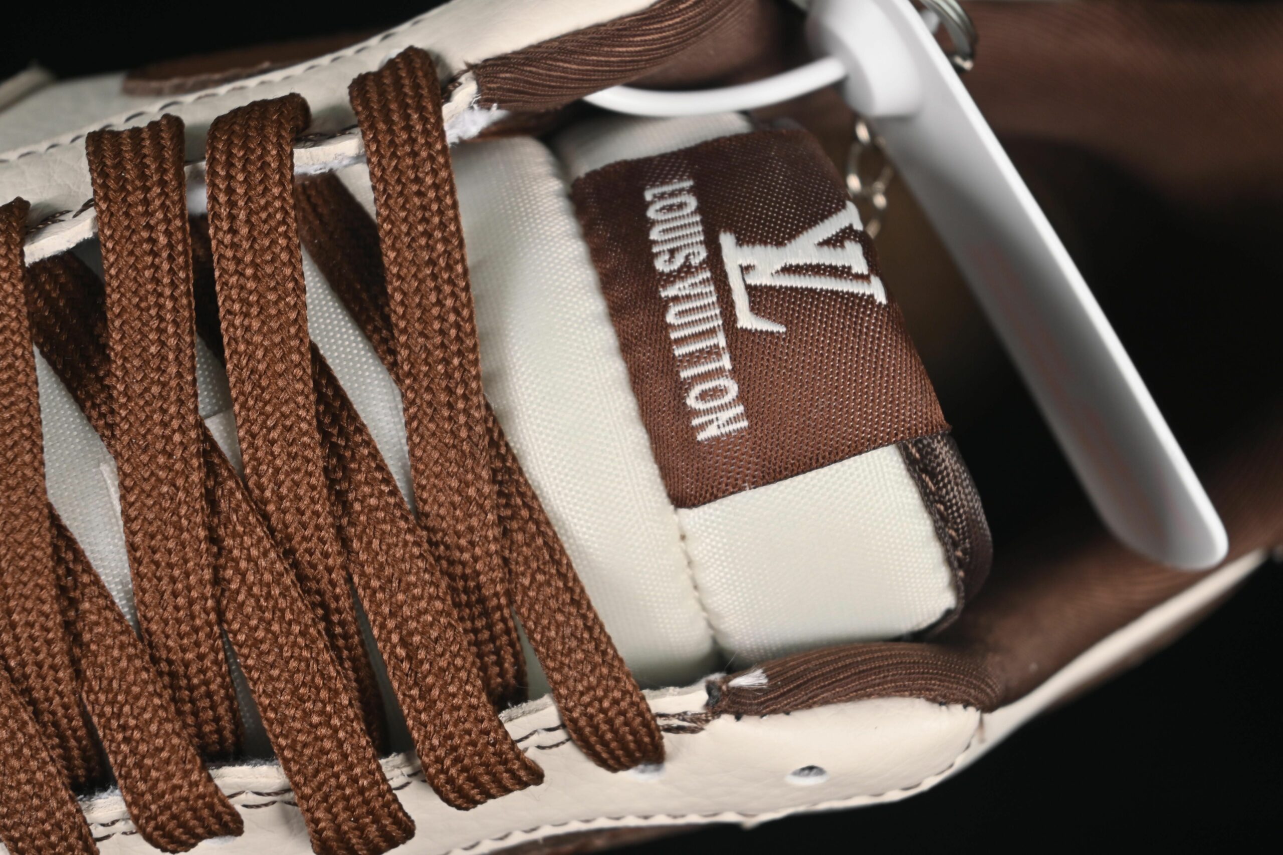 AF 1 Low x LV KK1988-087 AF 1 Low x LV KK1988-087