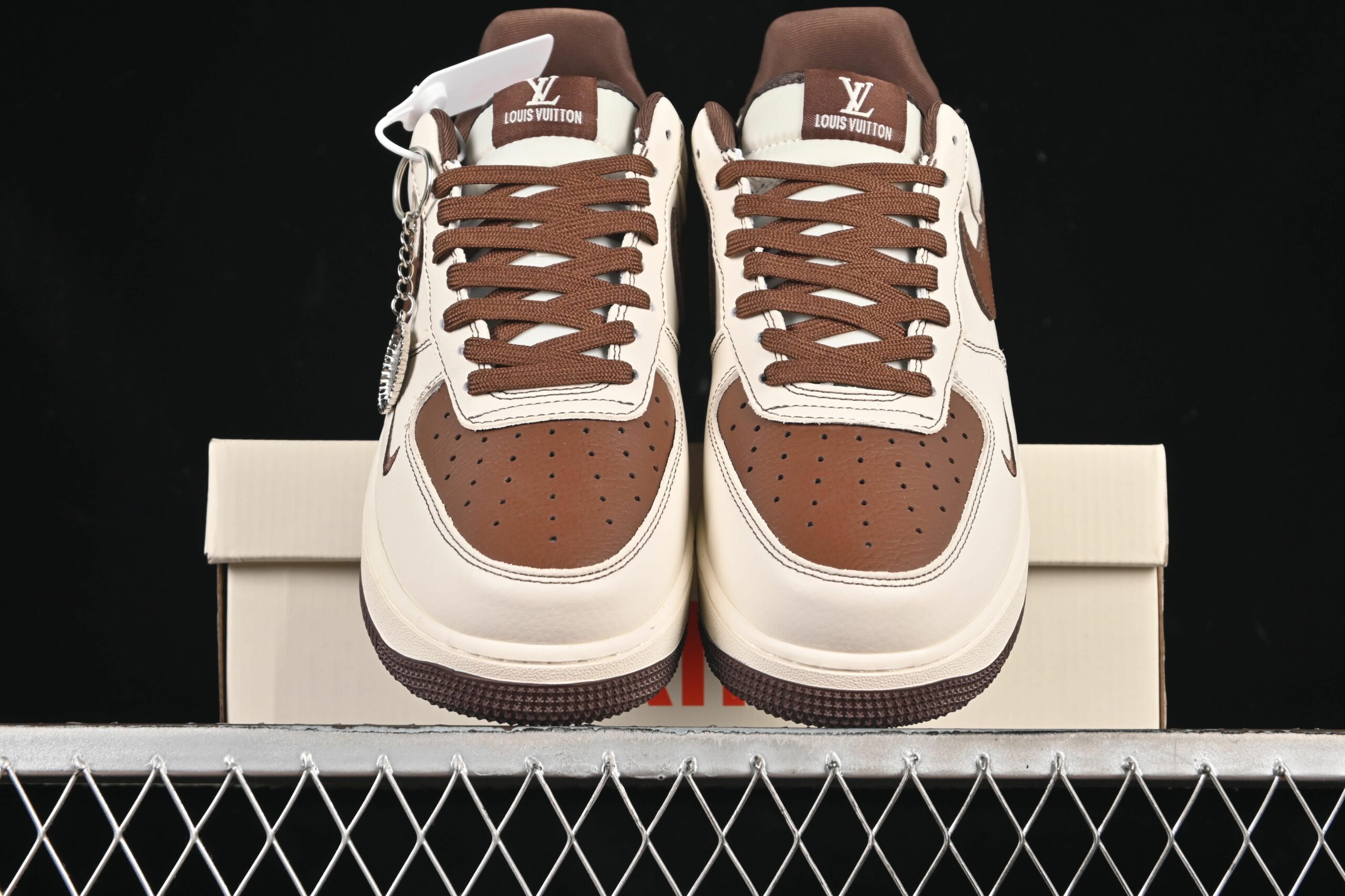 AF 1 Low x LV KK1988-087 AF 1 Low x LV KK1988-087