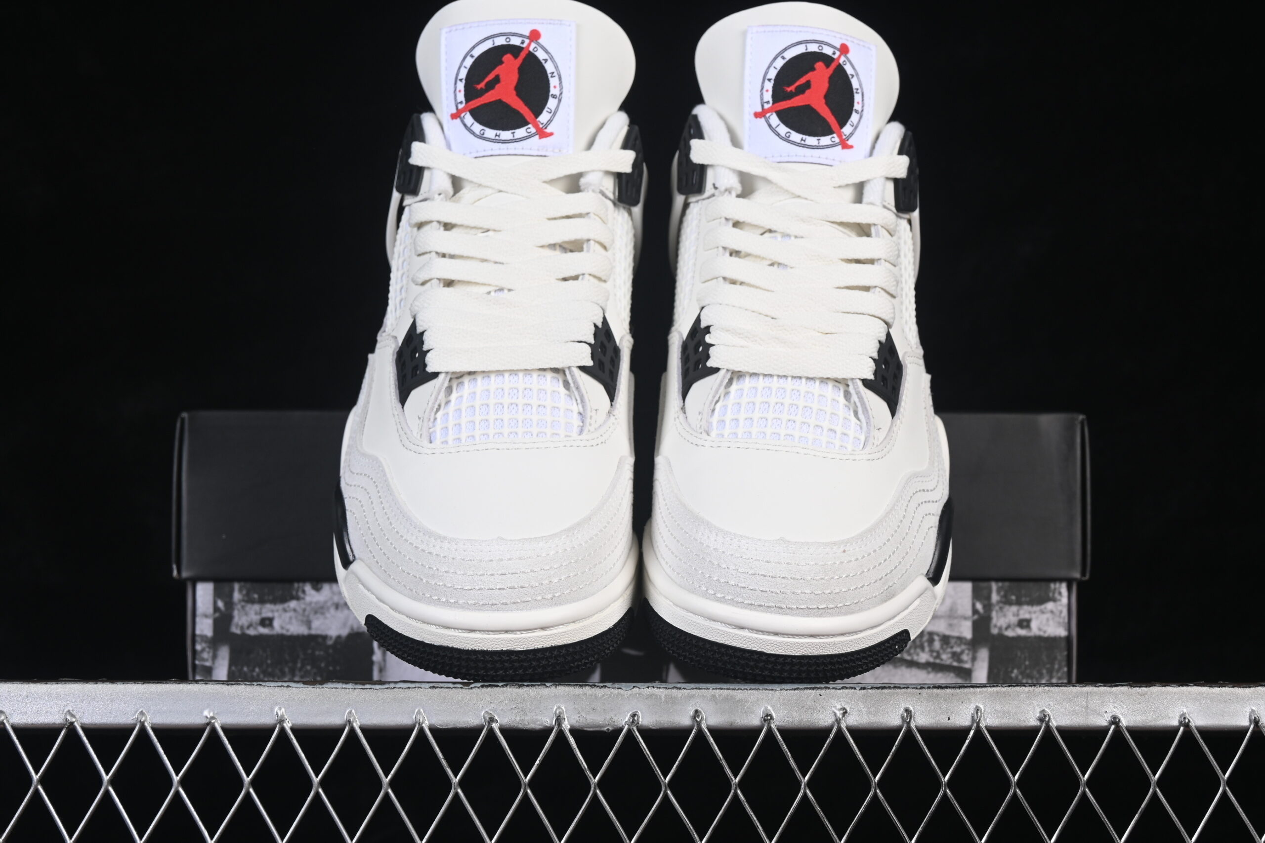 AJ 4 Retro SE Flight Club IM4002-100 AJ 4 Retro SE Flight Club IM4002-100