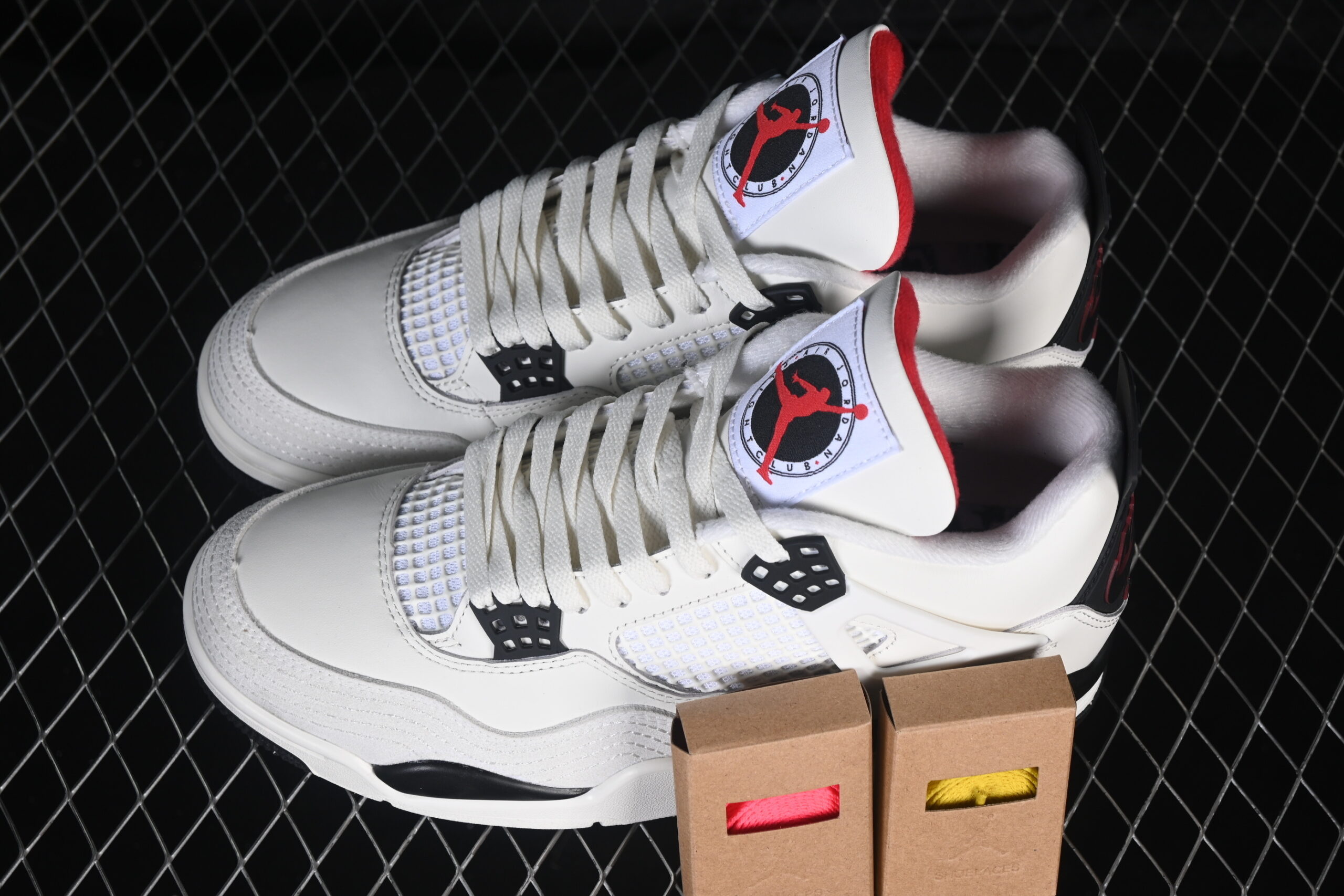 AJ 4 Retro SE Flight Club IM4002-100 AJ 4 Retro SE Flight Club IM4002-100