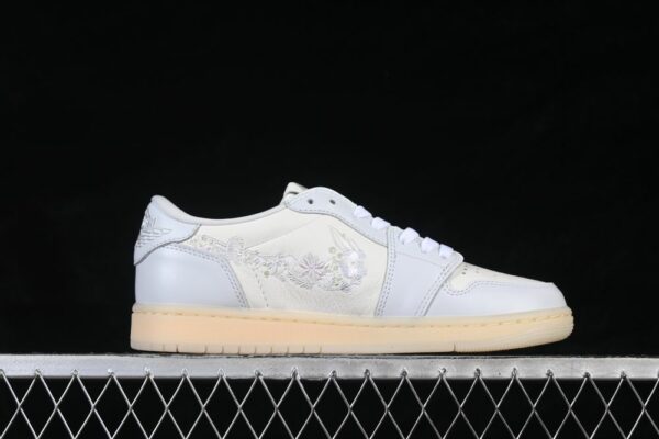 AJ 1 Low OG ‘Floral Swoosh’ IF4391-100