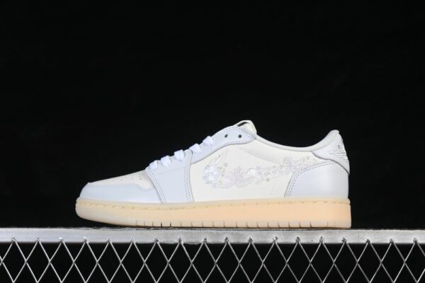 AJ 1 Low OG ‘Floral Swoosh’ IF4391-100
