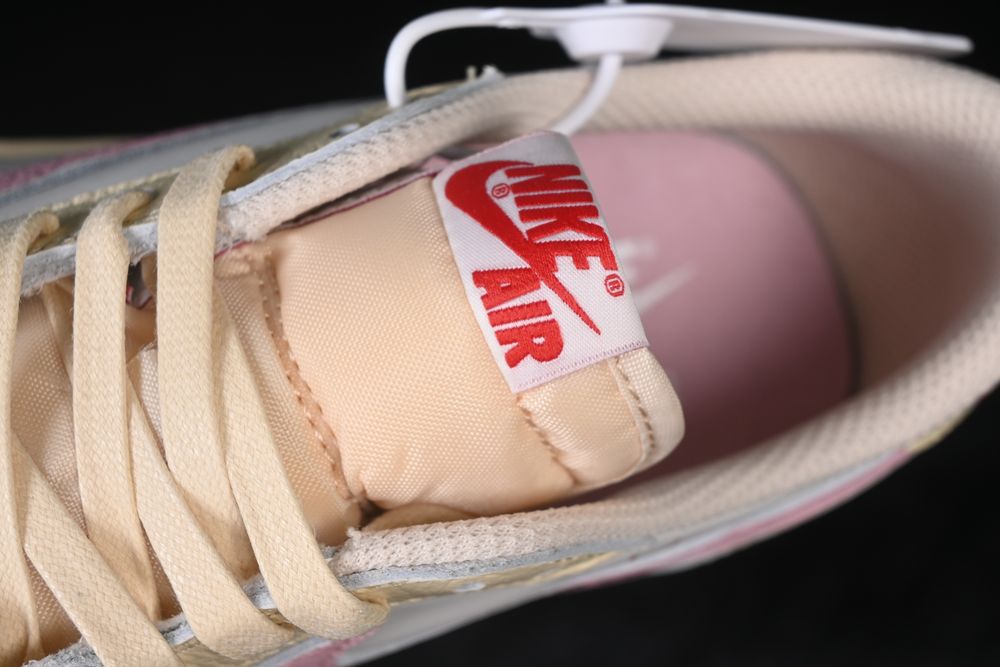 AJ 1 Low x Travis Scott ‘Sail Shy Pink’ IQ7604-101 AJ 1 Low x Travis Scott ‘Sail Shy Pink’ IQ7604-101