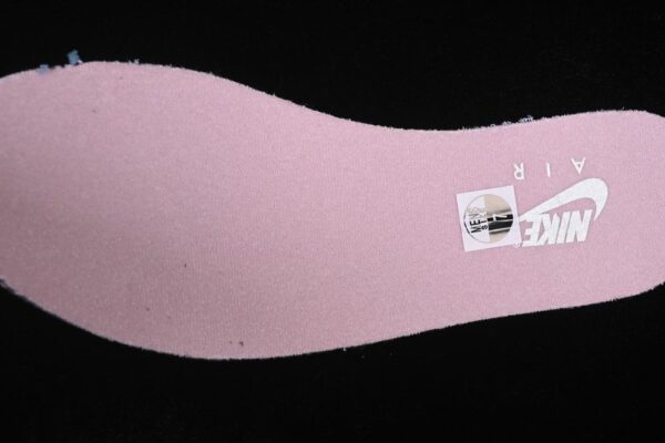 AJ 1 Low x Travis Scott ‘Sail Shy Pink’ IQ7604-101