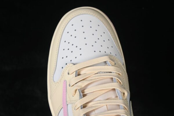 AJ 1 Low x Travis Scott ‘Muslin Shy Pink’ IQ7604-100
