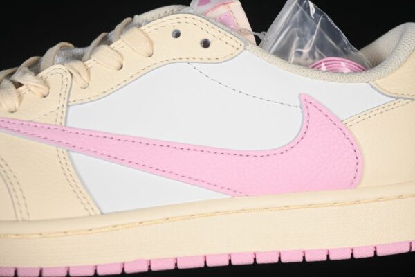 AJ 1 Low x Travis Scott ‘Muslin Shy Pink’ IQ7604-100