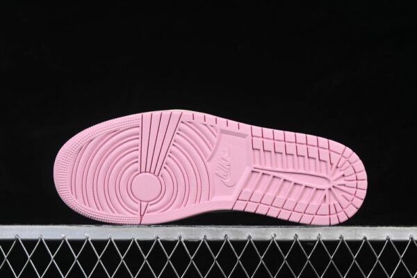 AJ 1 Low x Travis Scott ‘Muslin Shy Pink’ IQ7604-100