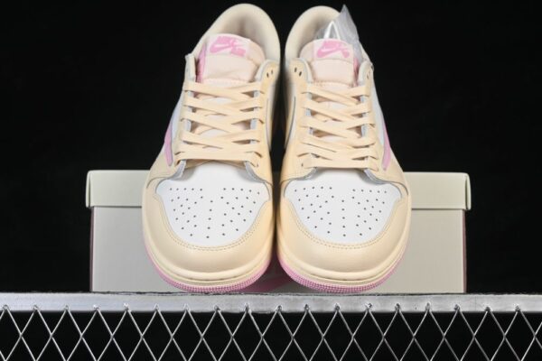 AJ 1 Low x Travis Scott ‘Muslin Shy Pink’ IQ7604-100