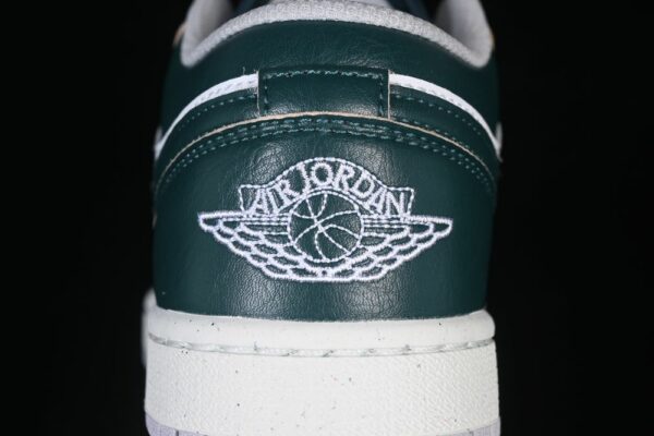 AJ 1 Low SE ‘Oxidized Green’ FQ7687-300