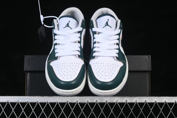 AJ 1 Low SE ‘Oxidized Green’ FQ7687-300