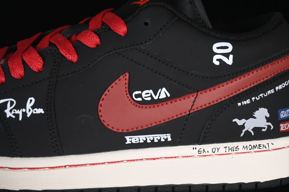 AJ 1 Low Customized ‘Black White Red’ 553558-040 AJ 1 Low Customized ‘Black White Red’ 553558-040