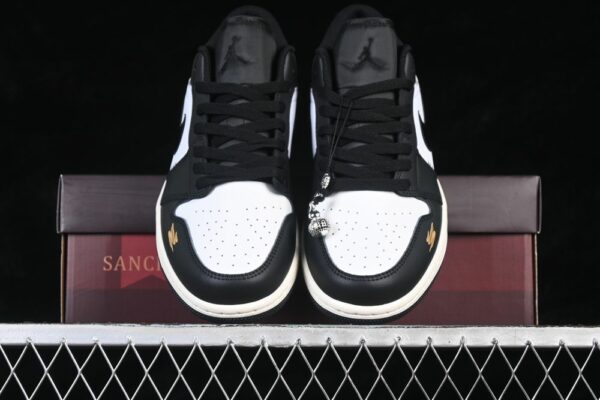 AJ 1 Low Customized ‘White Black’ 553558-040