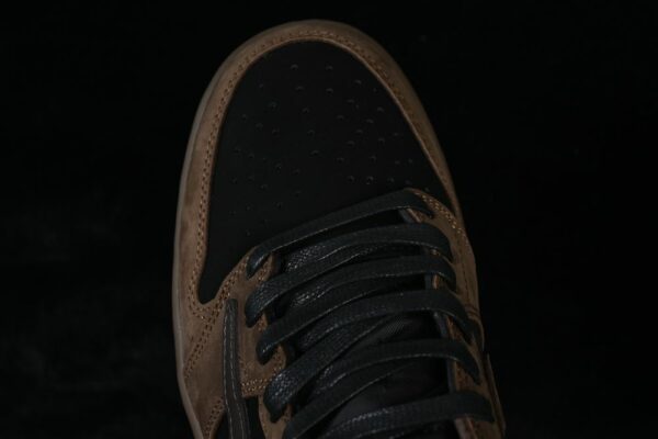 AJ 1 Low x Travis Scott ‘Velvet Brown’ CQ4277-001