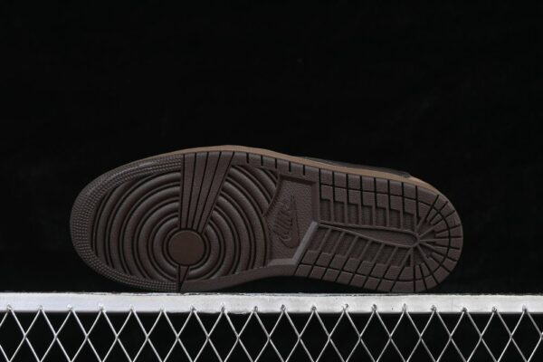 AJ 1 Low x Travis Scott ‘Velvet Brown’ CQ4277-001