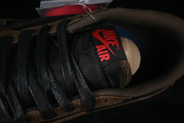 AJ 1 Low x Travis Scott ‘Velvet Brown’ CQ4277-001