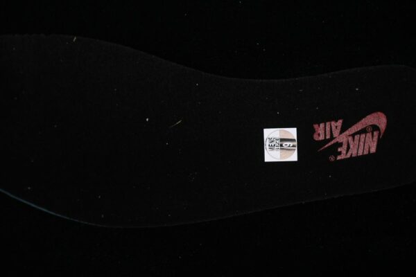 AJ 1 Low OG ‘Banned Bred’ HQ6998-001