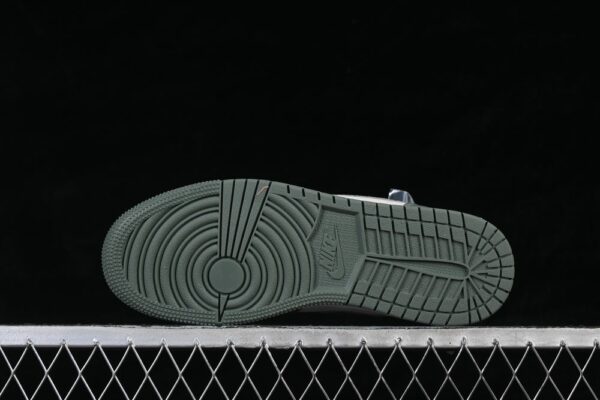 AJ 1 Low ‘Vintage Lichen’ 553558-300