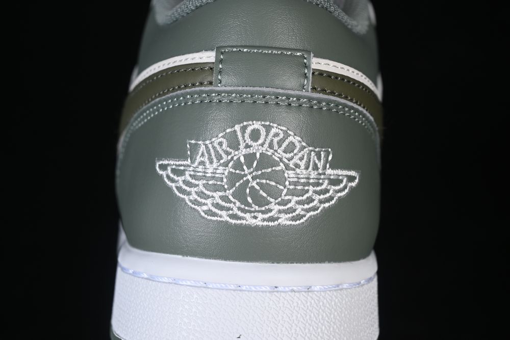 AJ 1 Low ‘Vintage Lichen’ 553558-300 AJ 1 Low ‘Vintage Lichen’ 553558-300