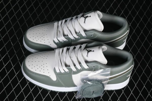 AJ 1 Low ‘Vintage Lichen’ 553558-300