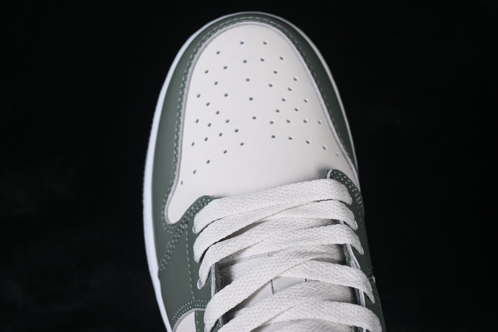 AJ 1 Low ‘Vintage Lichen’ 553558-300 AJ 1 Low ‘Vintage Lichen’ 553558-300