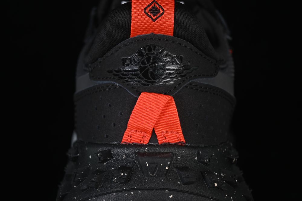 AJ 1 Low Element Gore-Tex ‘Black Challenge Red’ FV4227-002 AJ 1 Low Element Gore-Tex ‘Black Challenge Red’ FV4227-002