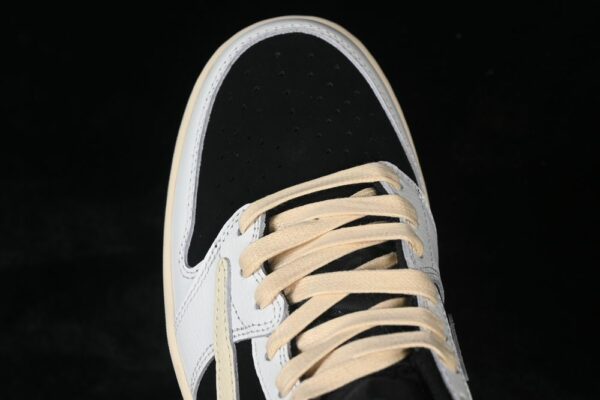AJ 1 Low x Travis Scott ‘Sail Black’ XZ6868-001