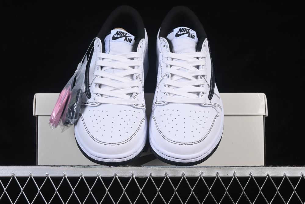 AJ 1 Low x Travis Scott ‘Phantom’ XZ6868-002 AJ 1 Low x Travis Scott ‘Phantom’ XZ6868-002