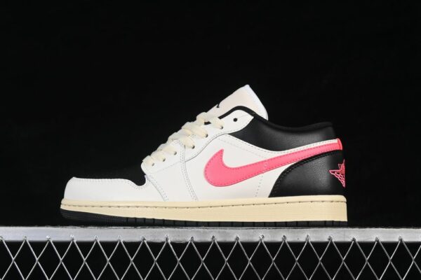AJ 1 Low ‘Flight Club’ DC0774-107