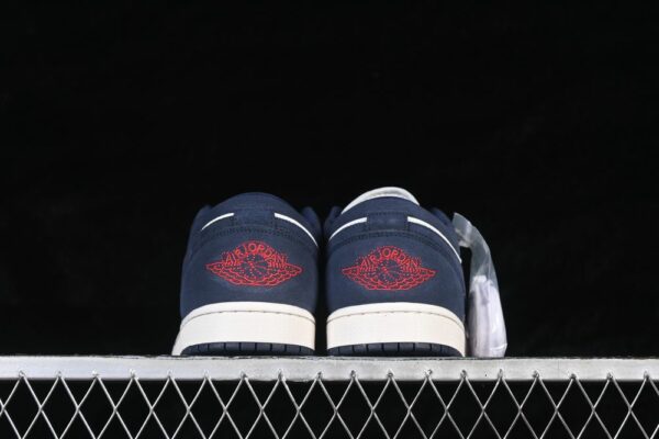 AJ 1 Low SE ‘Obsidian Suede’ IO7448-400 AJ 1 Low SE ‘Obsidian Suede’ IO7448-400