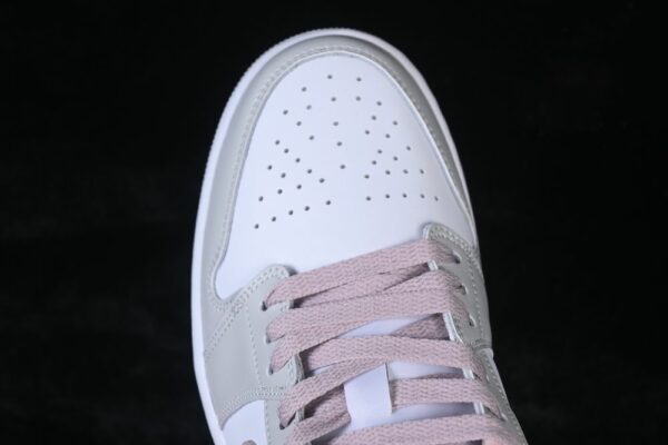 AJ 1 Low ‘Particle Rose’ DC0774-606