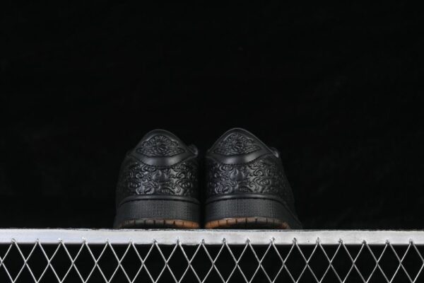 AJ 1 Low OG ‘Xuan Wu’ IO3147-001 AJ 1 Low OG ‘Xuan Wu’ IO3147-001