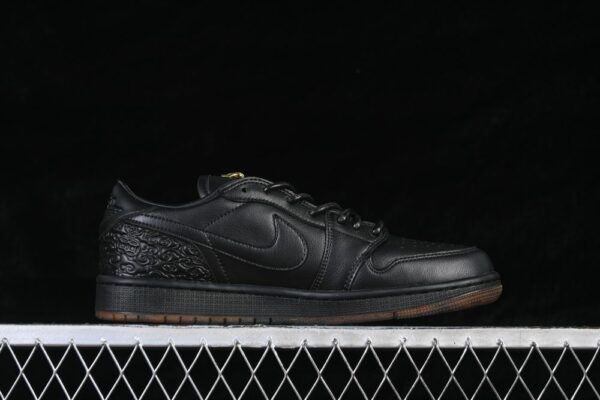 AJ 1 Low OG ‘Xuan Wu’ IO3147-001 AJ 1 Low OG ‘Xuan Wu’ IO3147-001