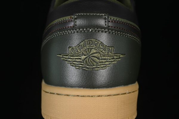 AJ 1 Low ‘Sequoia’ IR0840-325 AJ 1 Low ‘Sequoia’ IR0840-325