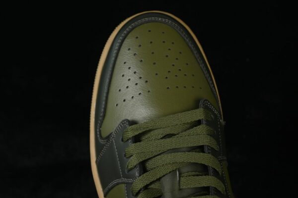 AJ 1 Low ‘Sequoia’ IR0840-325 AJ 1 Low ‘Sequoia’ IR0840-325