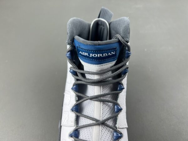 AJ 9 Flint Grey HV4794-100