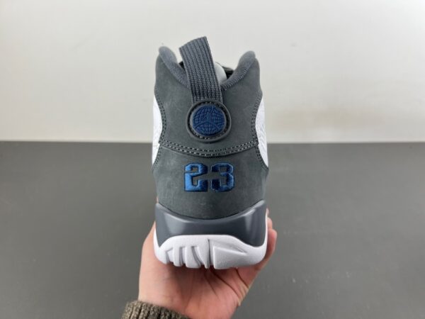 AJ 9 Flint Grey HV4794-100